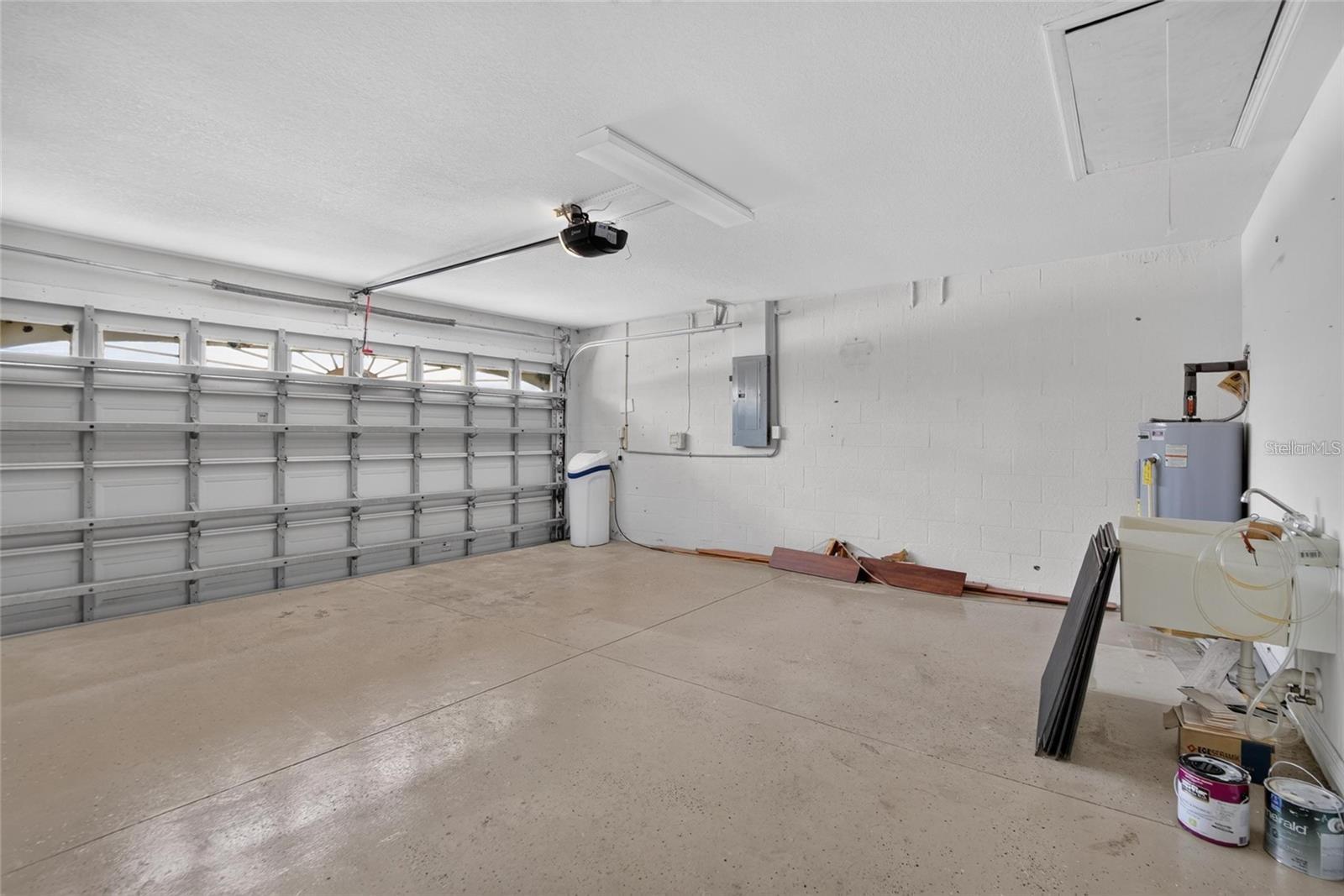 132 SHELL FALLS DR — photo 21