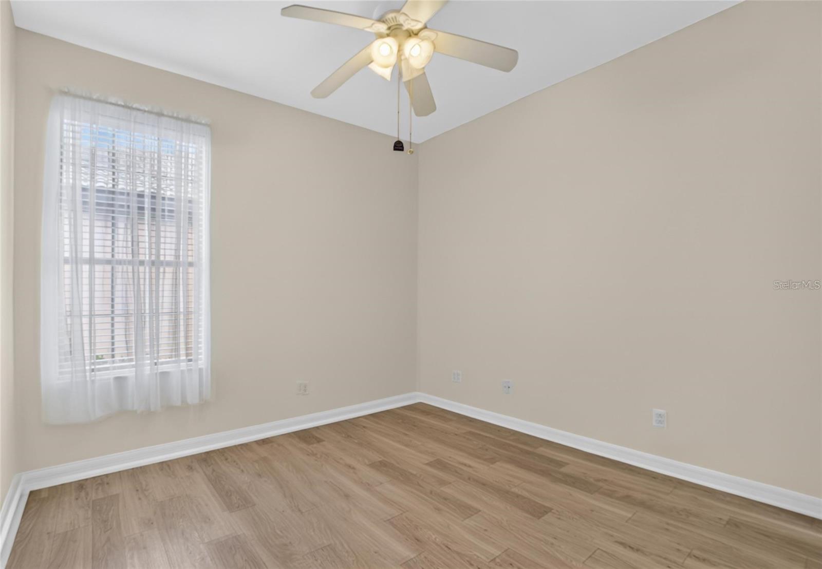 132 SHELL FALLS DR — photo 16
