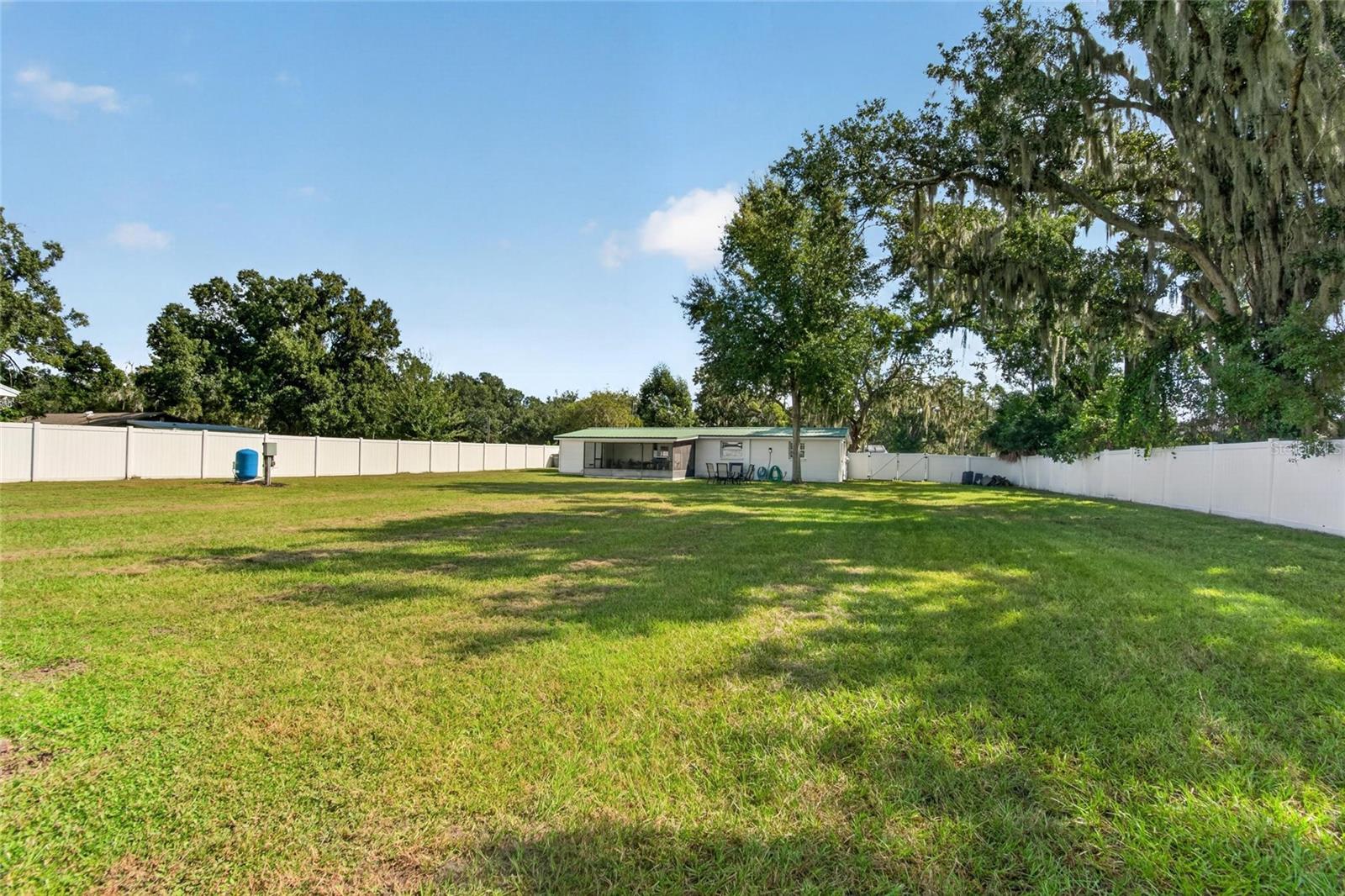 3009 S NORTHVIEW RD — photo 45