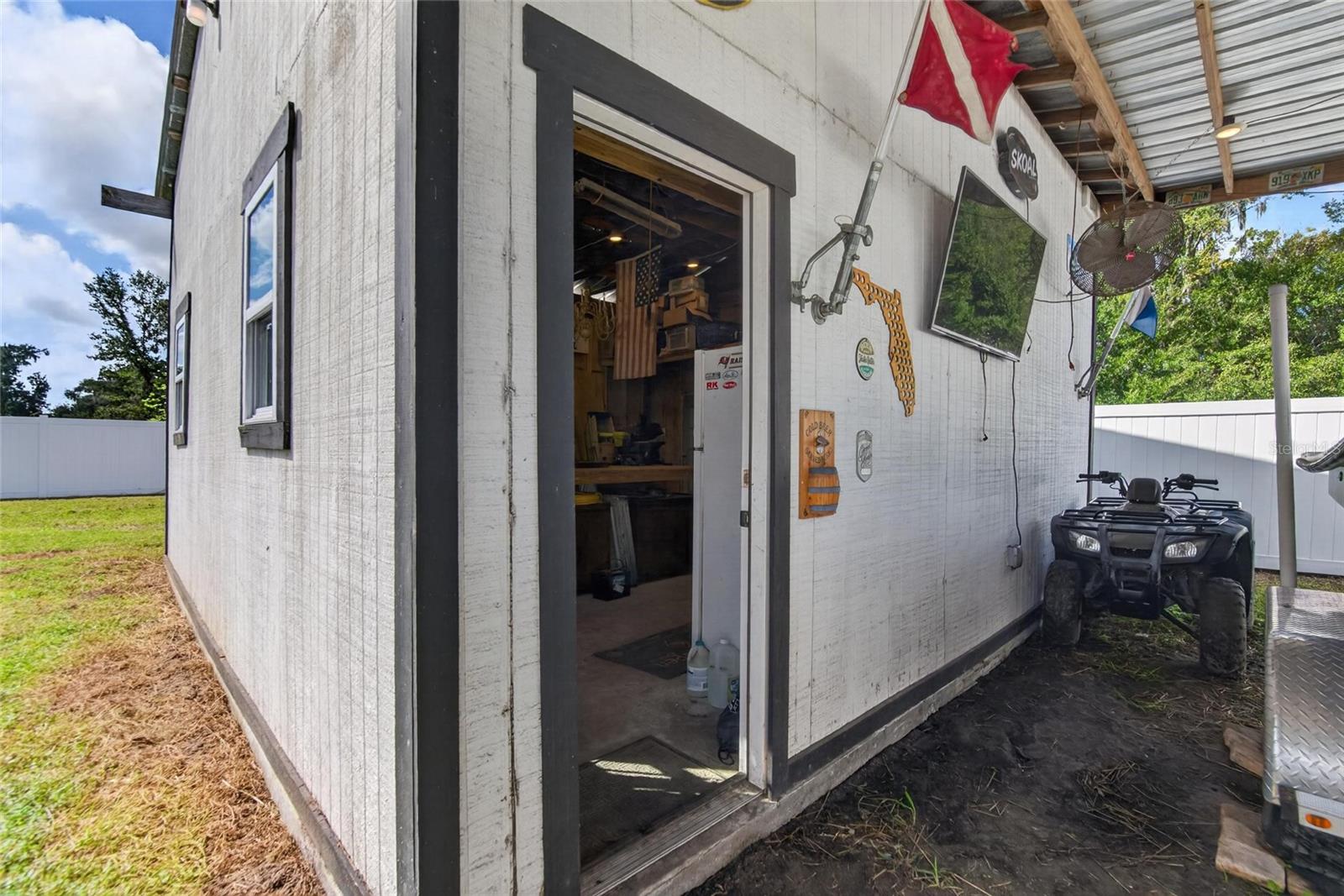 3009 S NORTHVIEW RD — photo 36