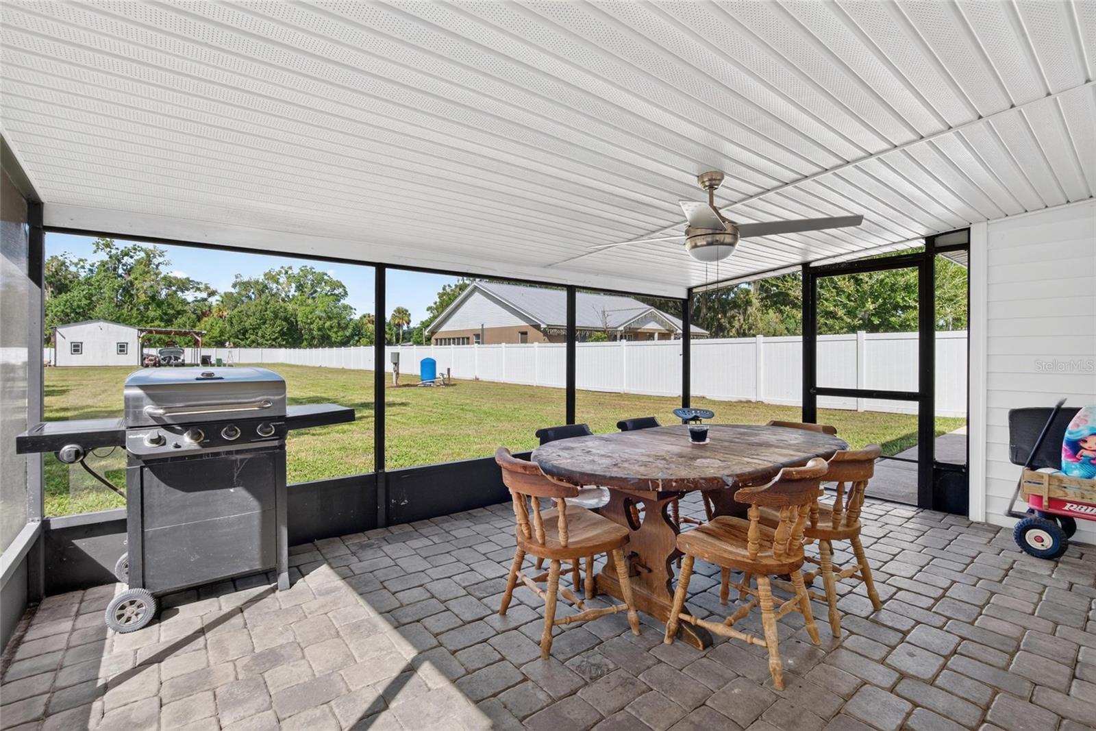 3009 S NORTHVIEW RD — photo 33