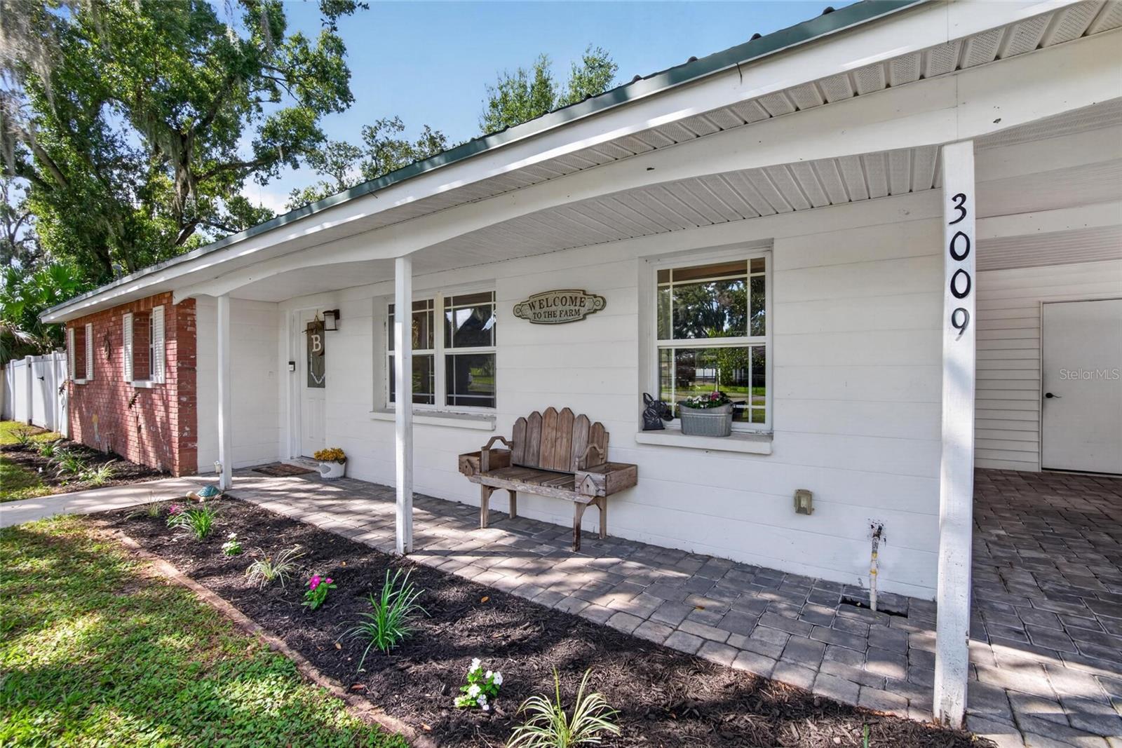 3009 S NORTHVIEW RD — photo 4
