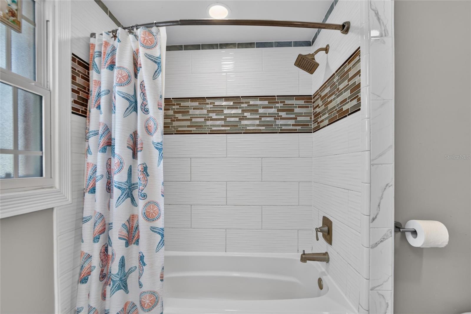 3009 S NORTHVIEW RD — photo 21