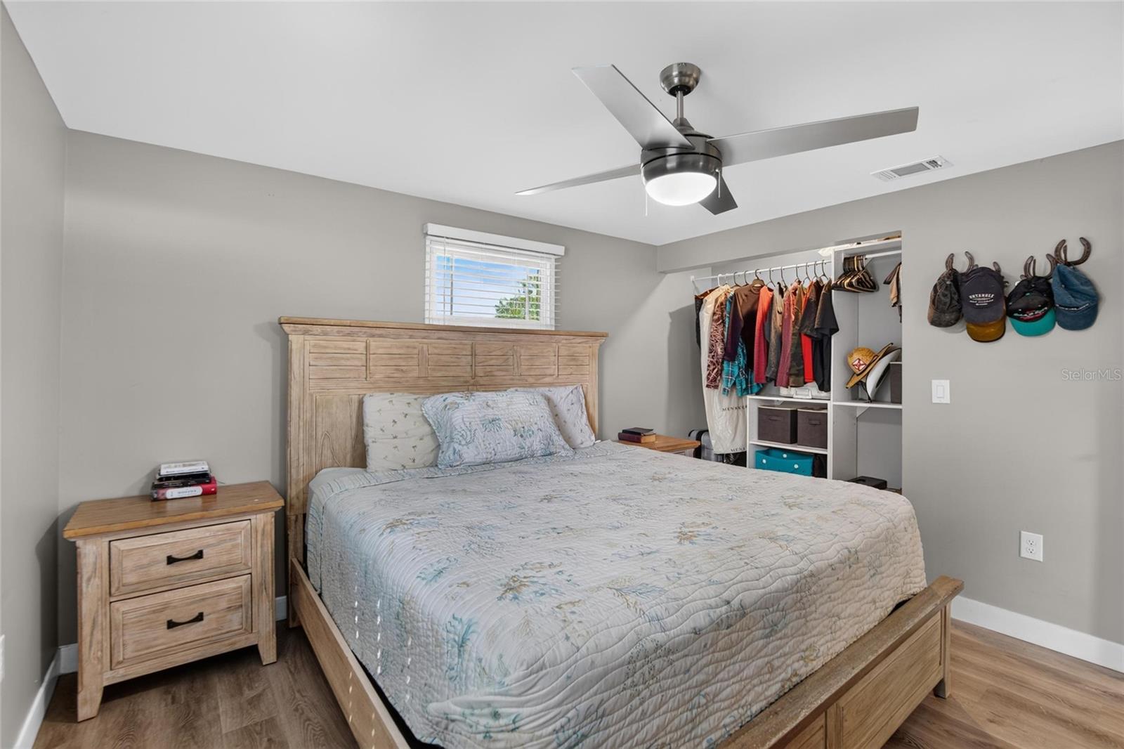 3009 S NORTHVIEW RD — photo 17