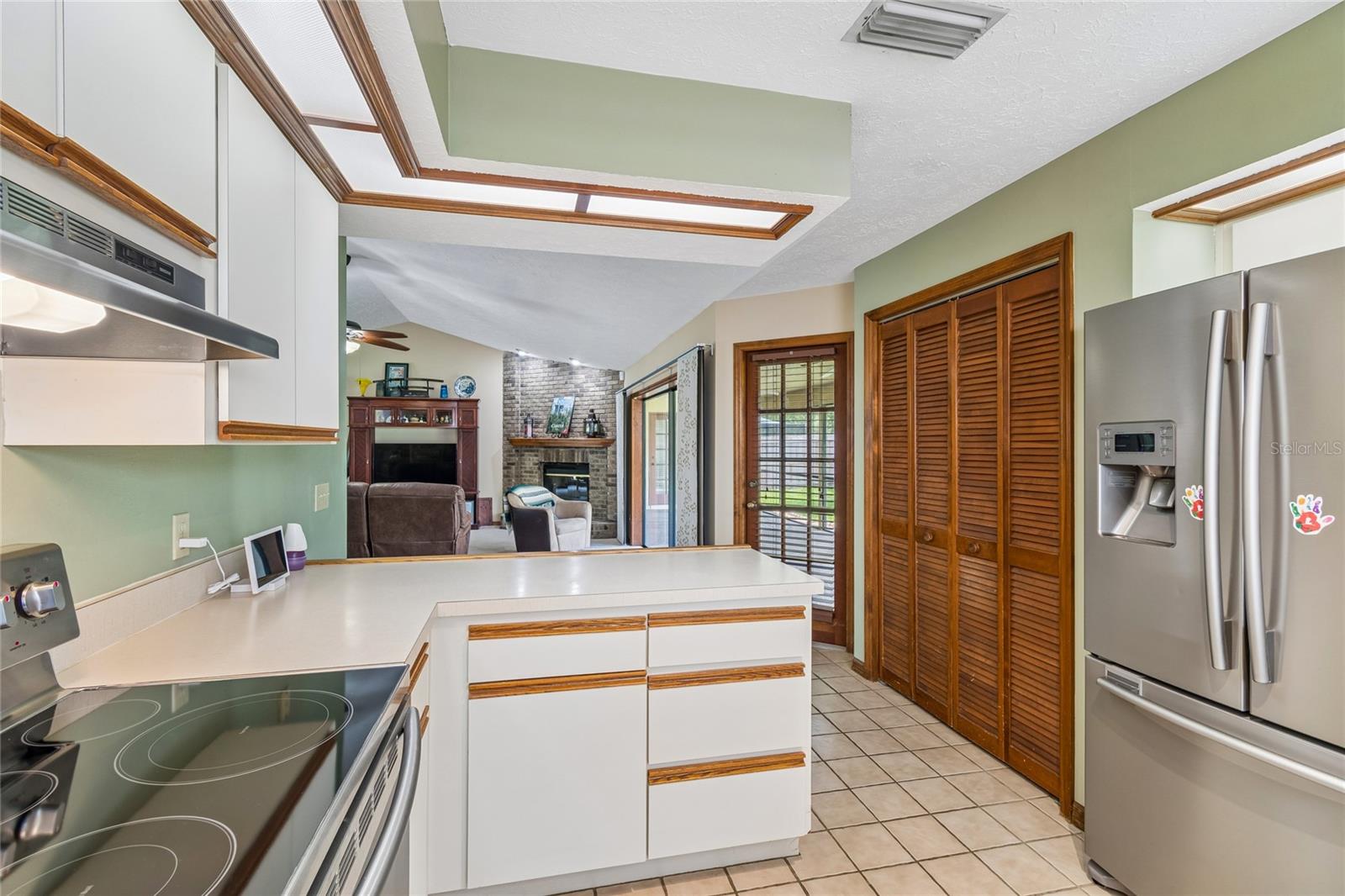 3822 COLD CREEK DR — photo 28