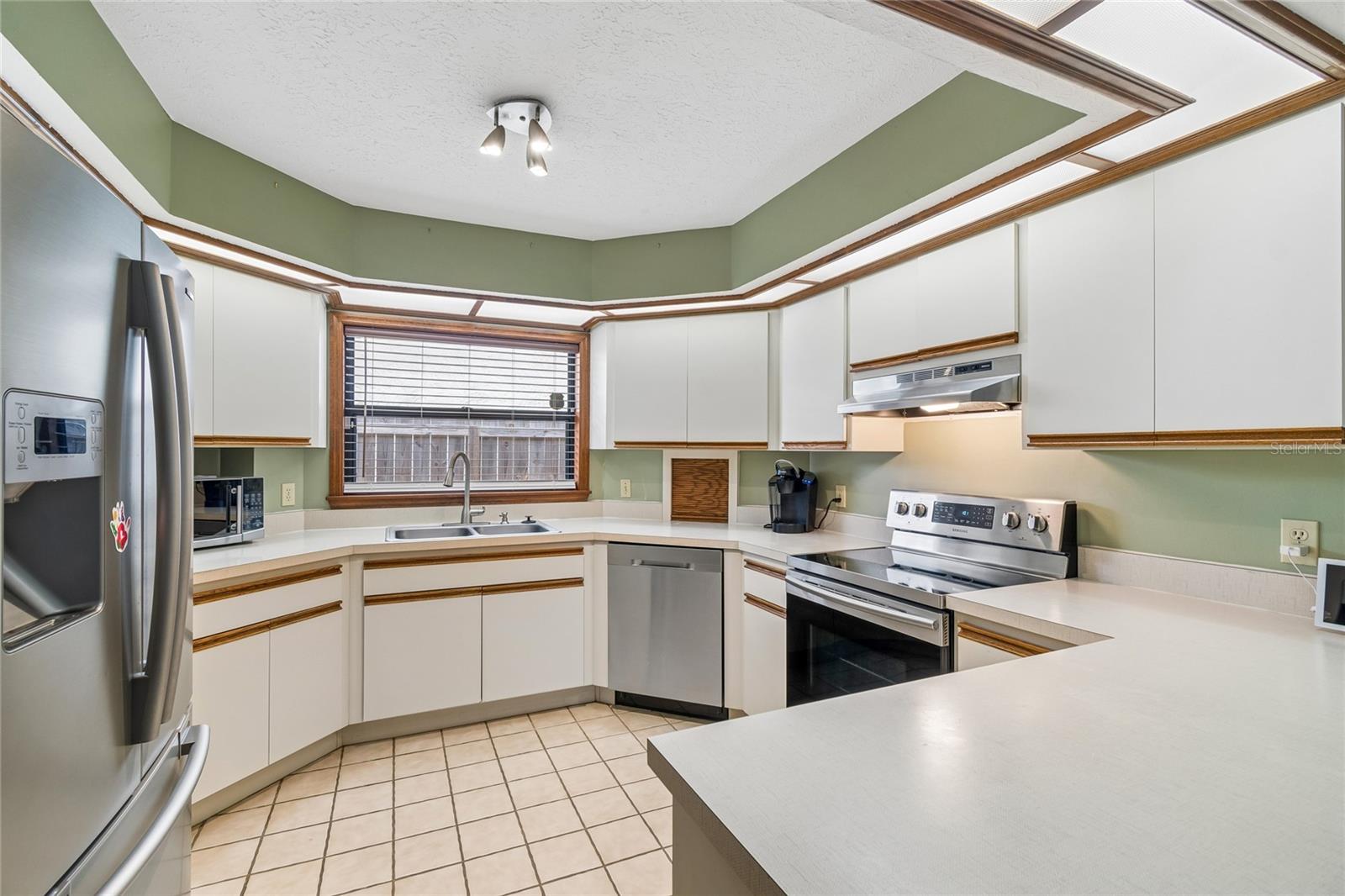 3822 COLD CREEK DR — photo 25