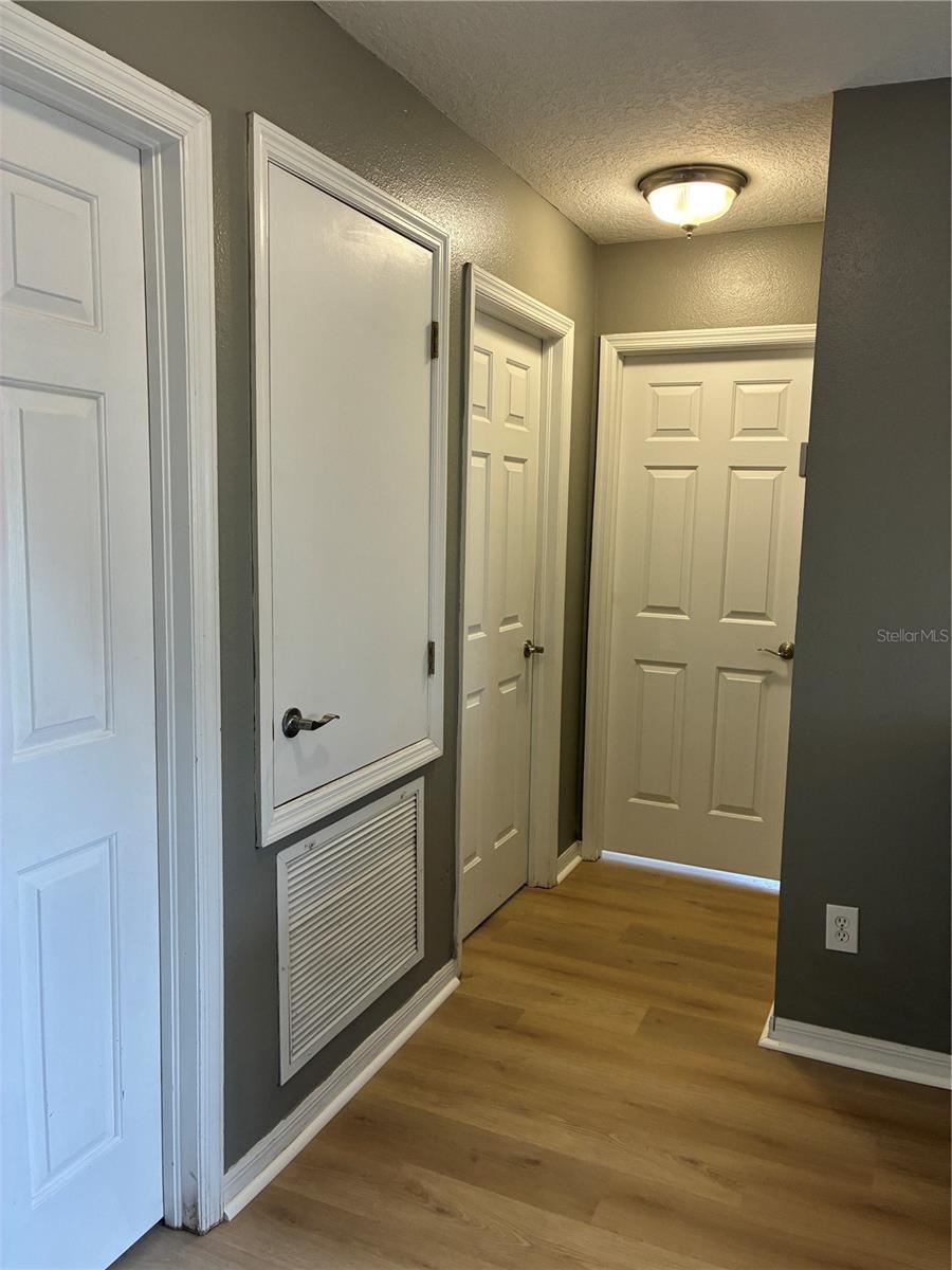 32331 FISH HOOK LOOP — photo 15