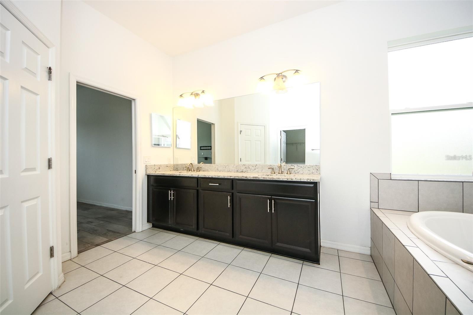 3061 MELA CT — photo 17