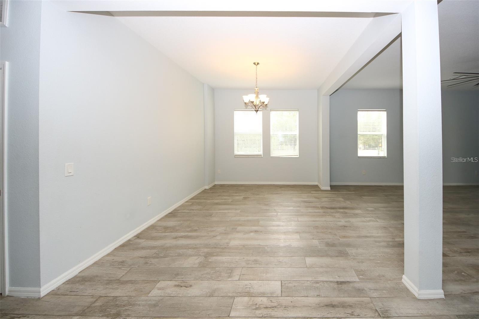 3061 MELA CT — photo 6