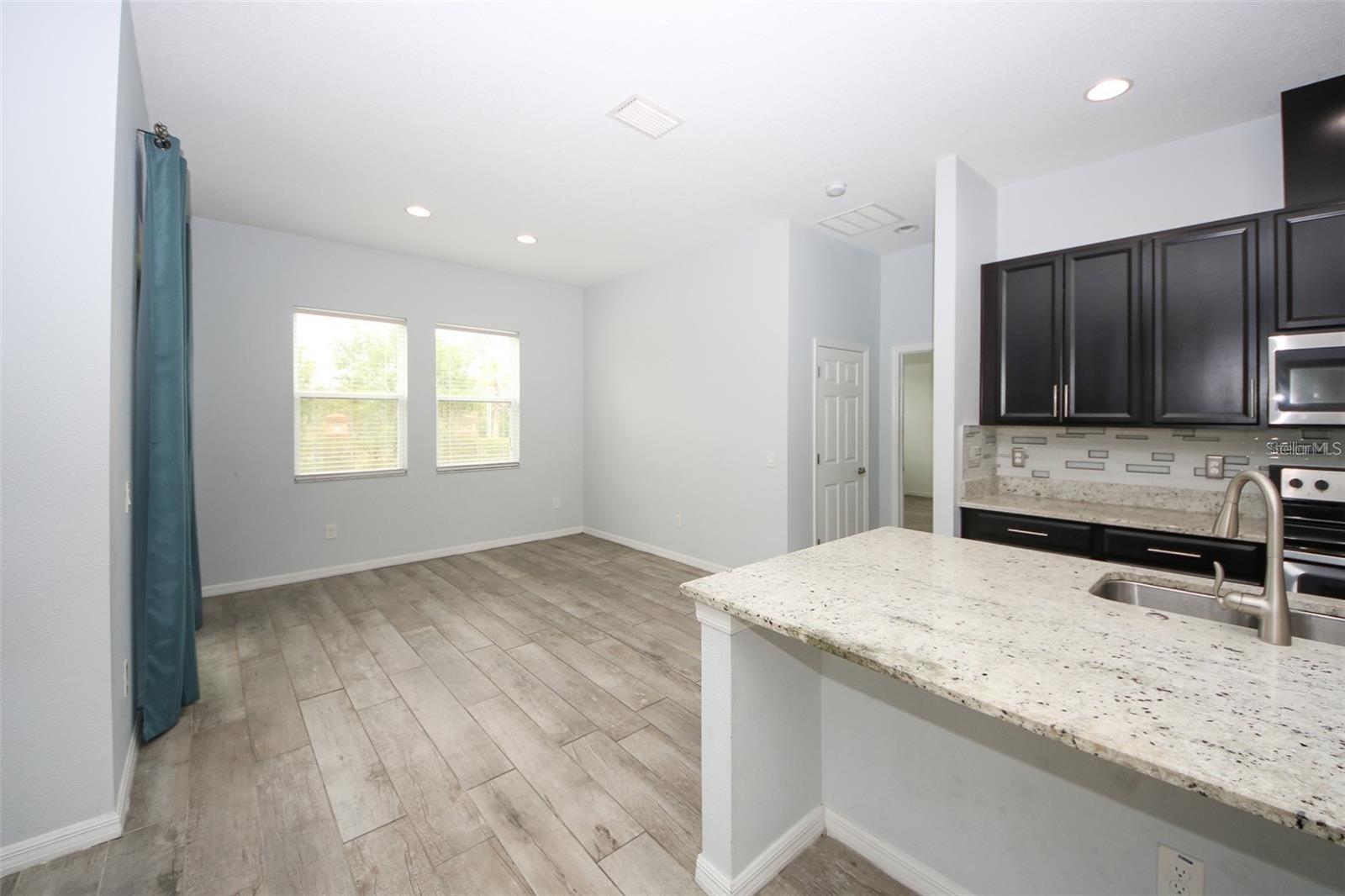 3061 MELA CT — photo 10