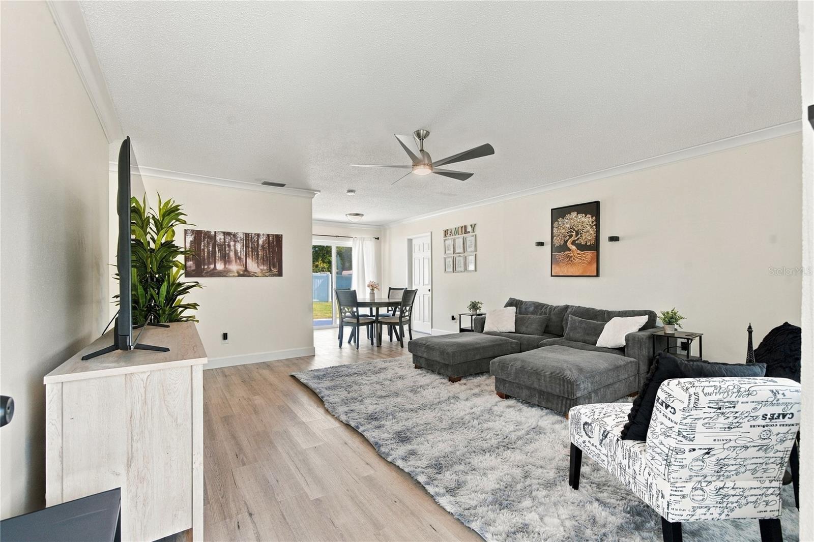9453 GOLDEN GROVE ST — photo 4