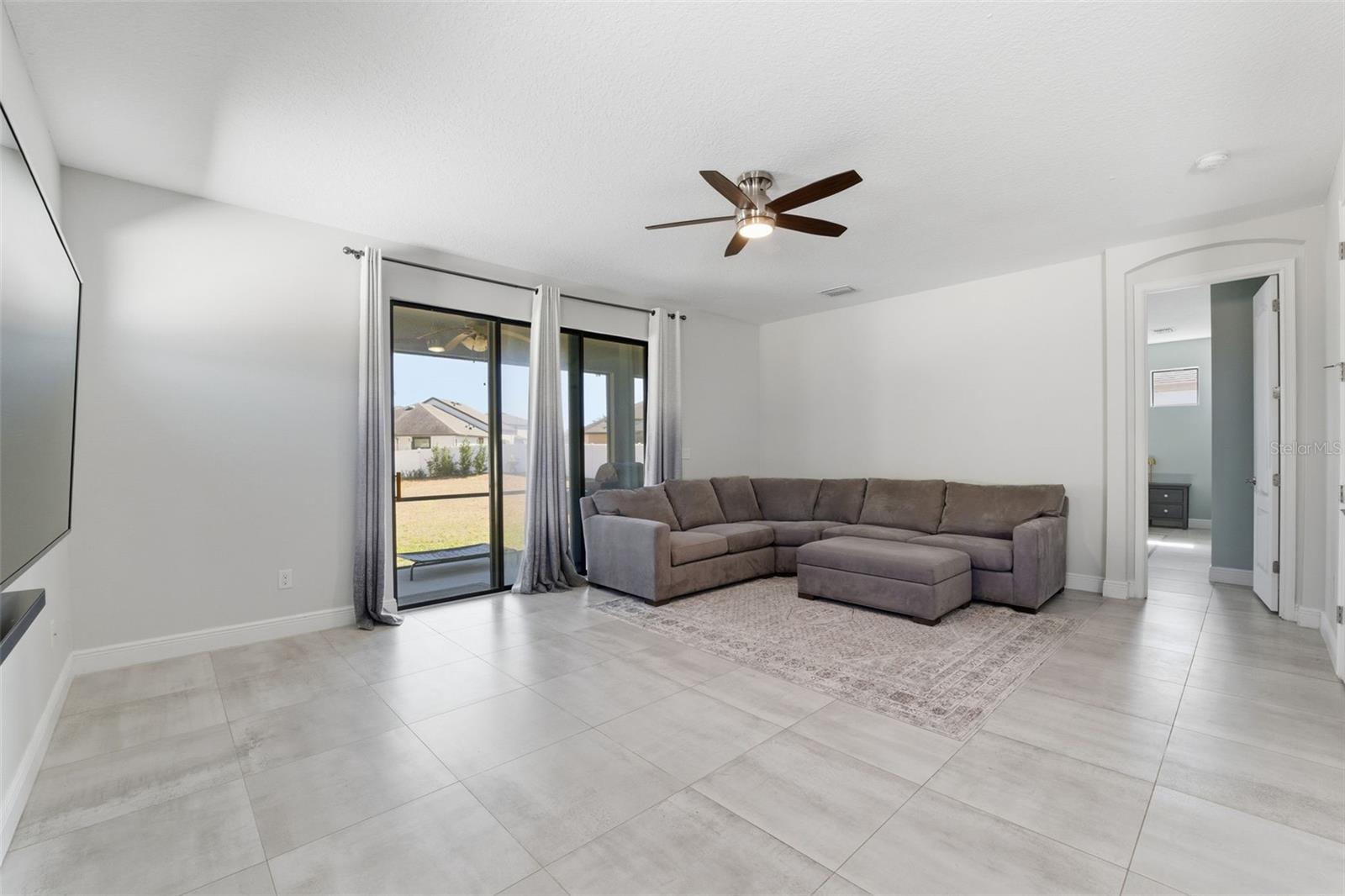 8328 AUBURN RISE CT — photo 9