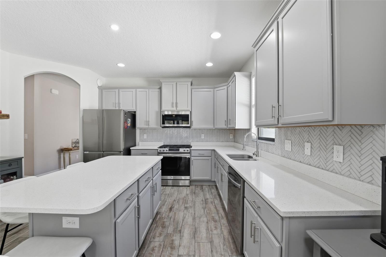 8328 AUBURN RISE CT — photo 14