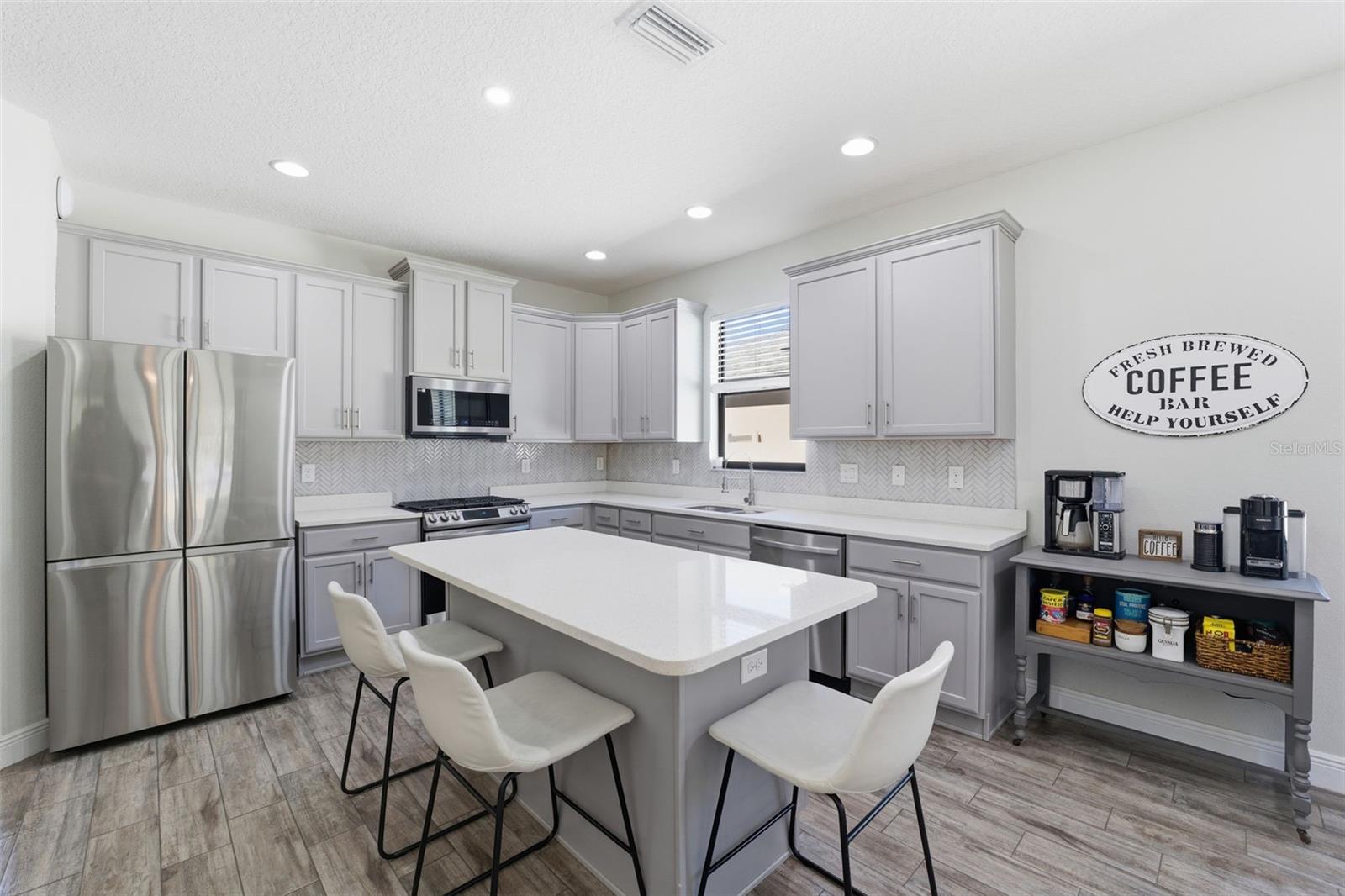 8328 AUBURN RISE CT — photo 2