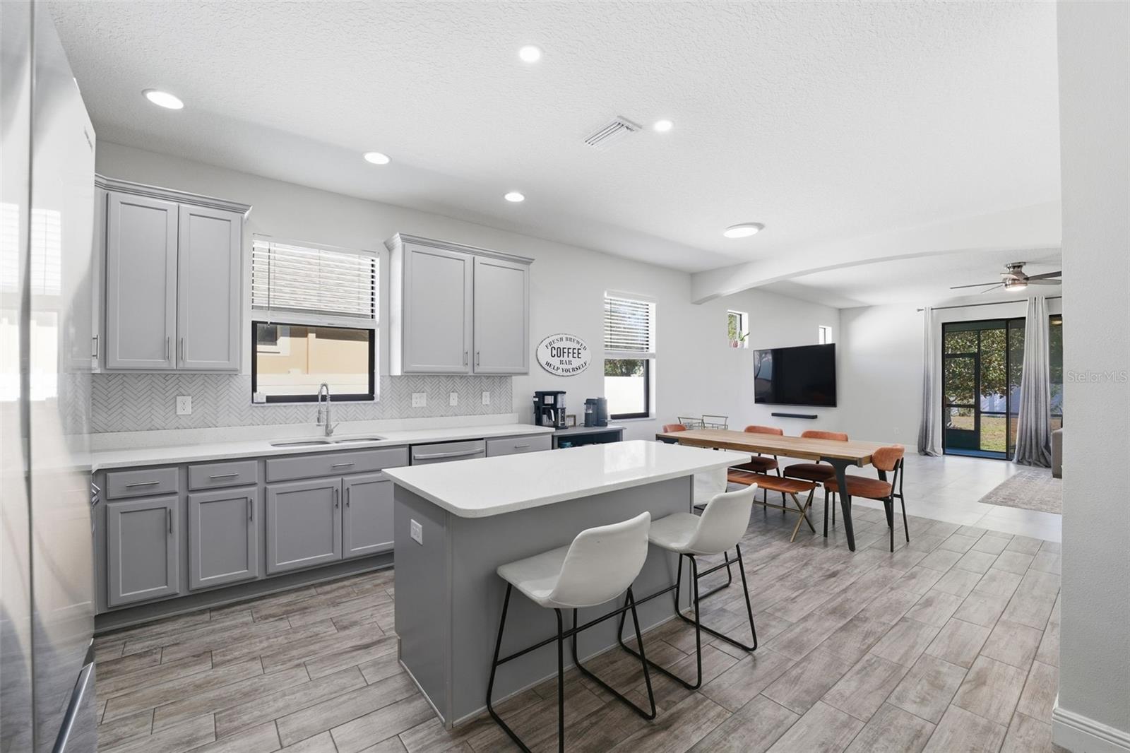 8328 AUBURN RISE CT — photo 6