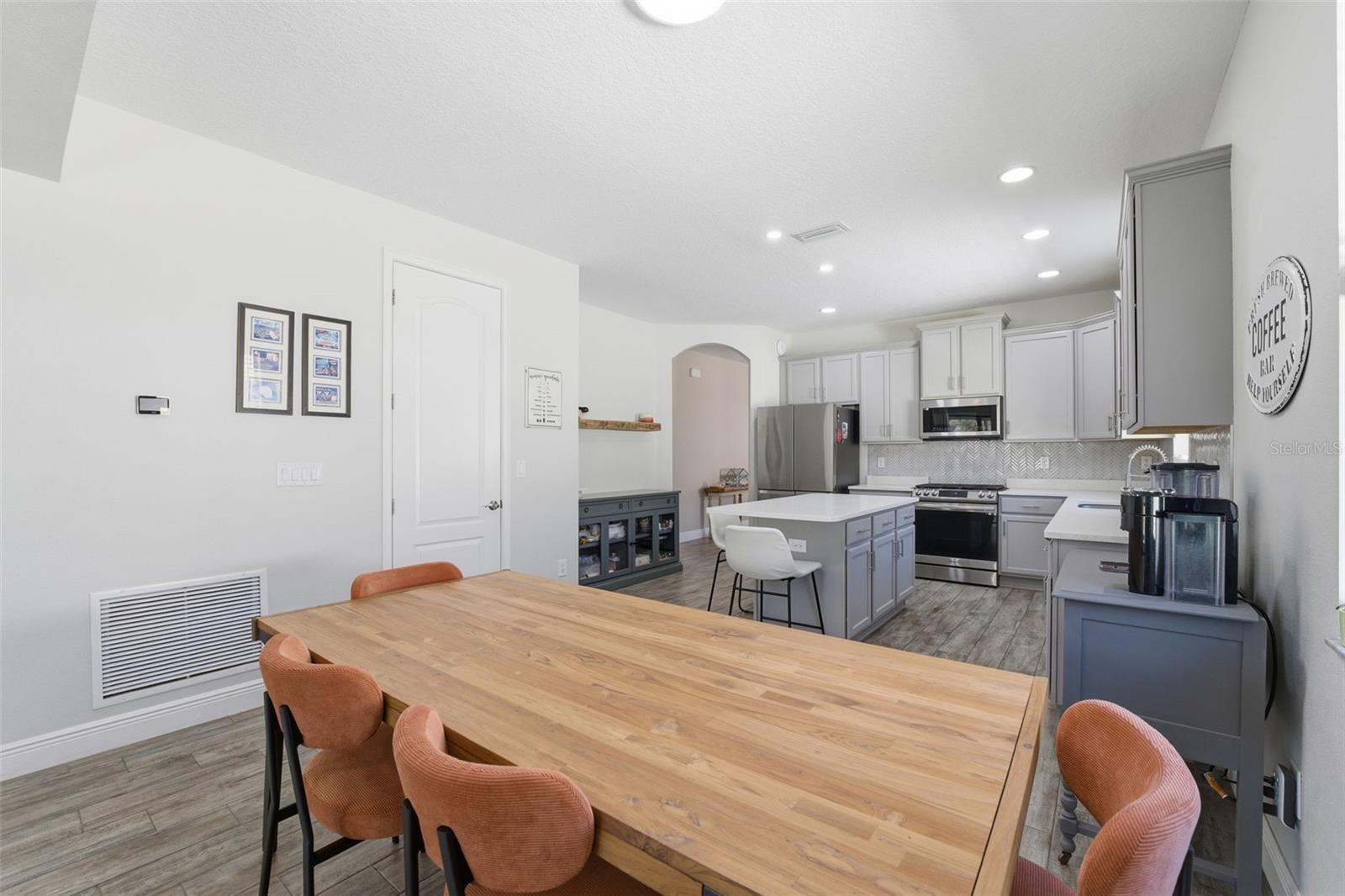 8328 AUBURN RISE CT — photo 17