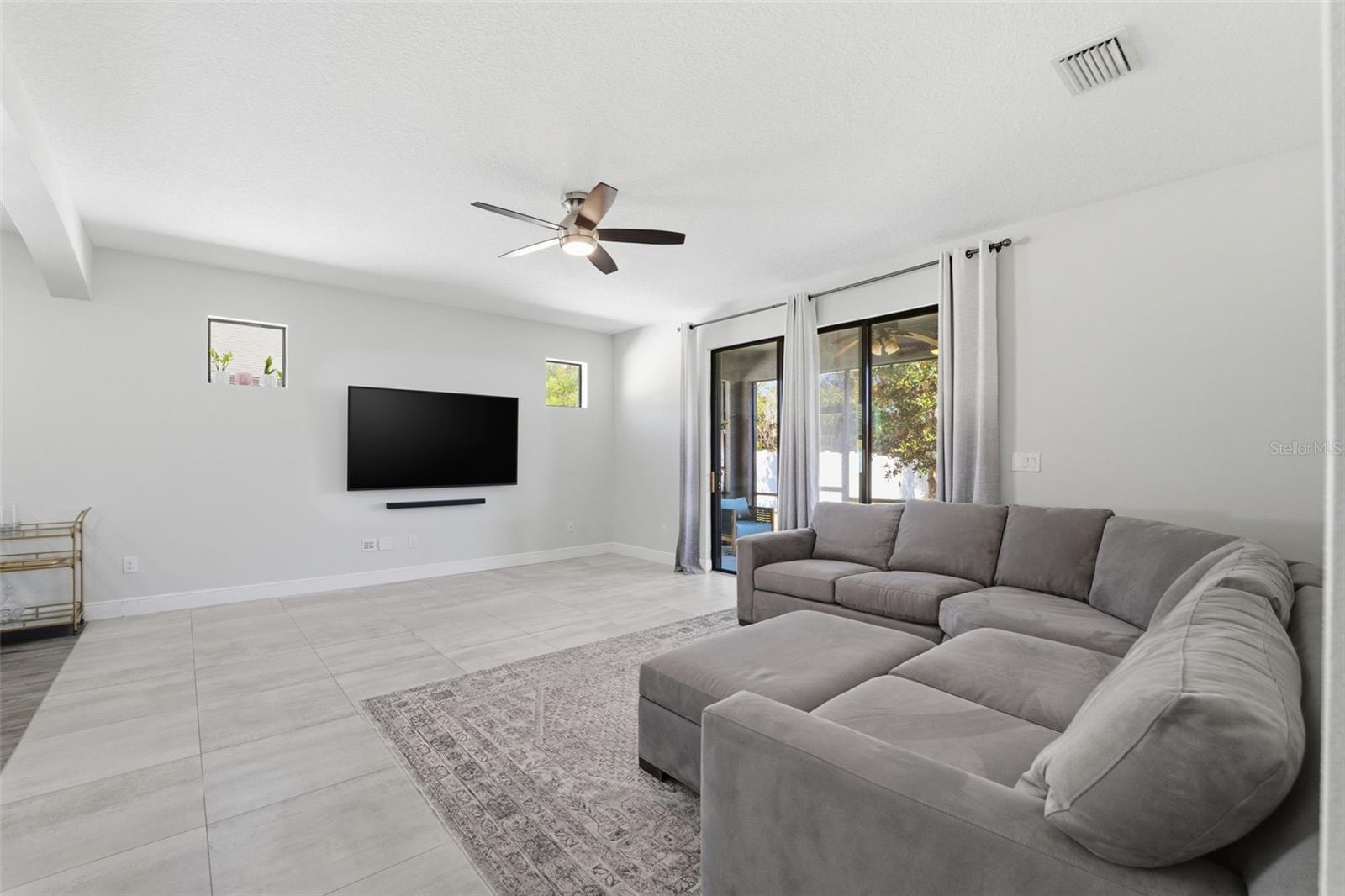8328 AUBURN RISE CT — photo 12