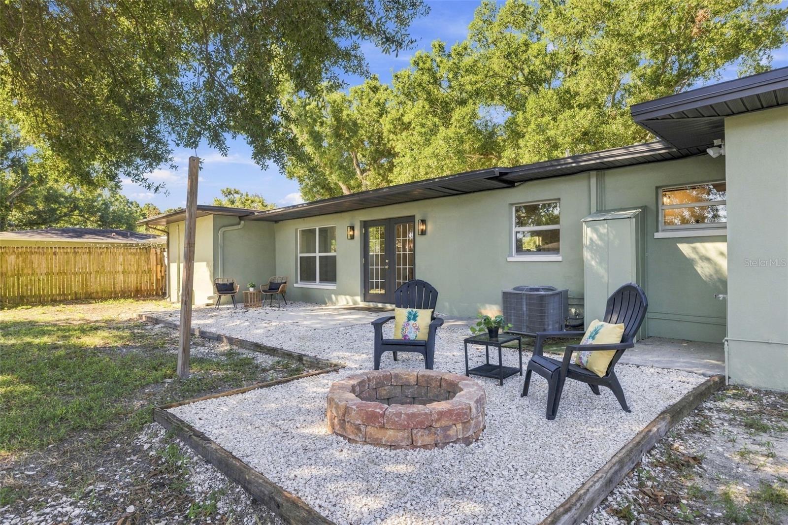 4506 S CAMERON AVE — photo 30