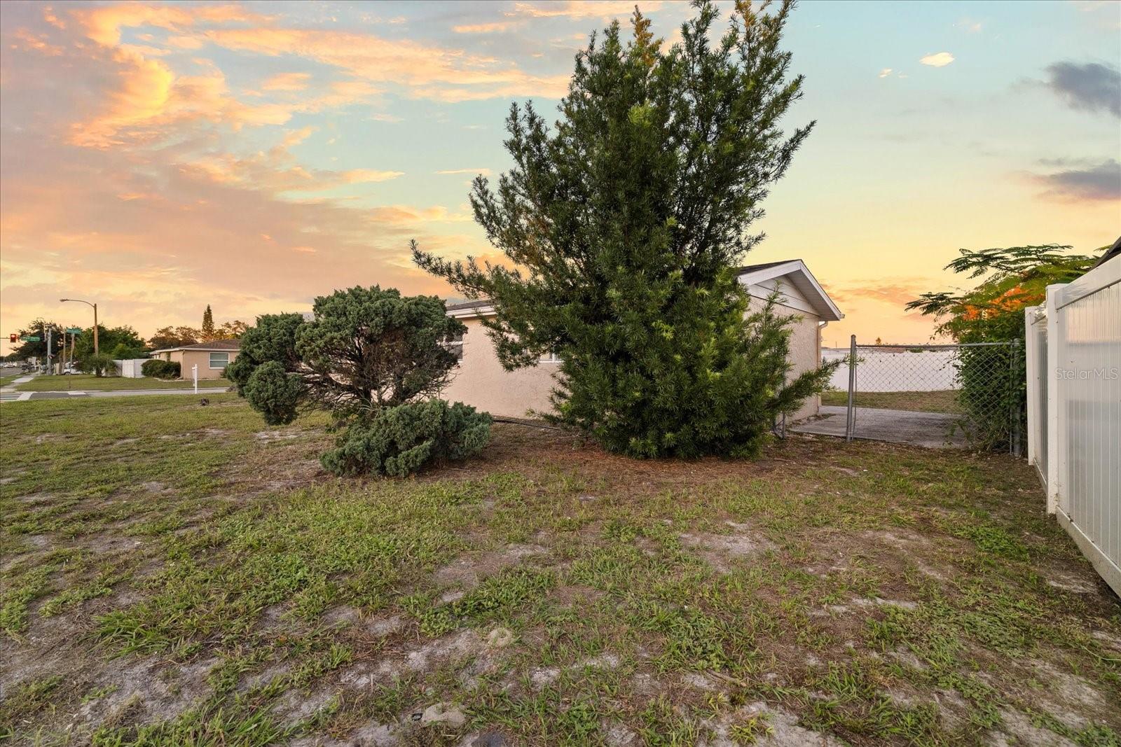 7204 WESTCOTT DR — photo 38