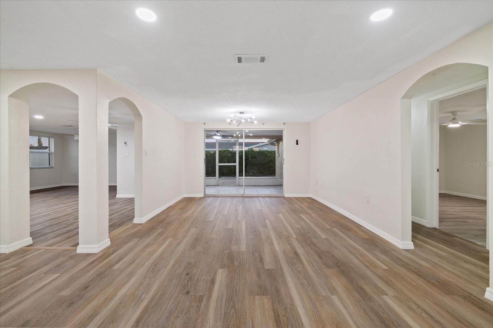 7204 WESTCOTT DR — photo 8