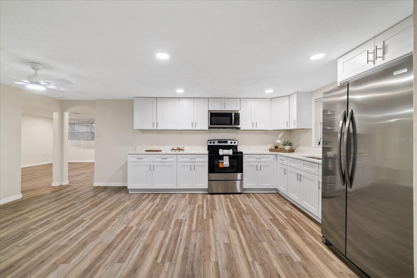 7204 WESTCOTT DR — photo 13