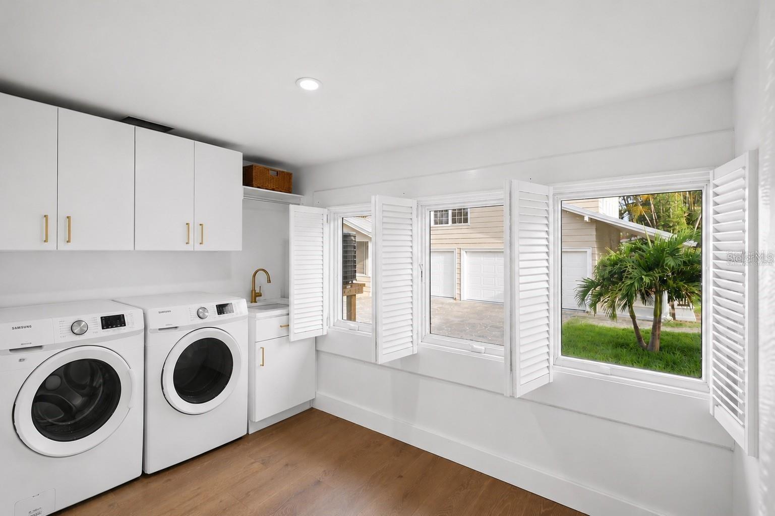 604 NORSOTA WAY — photo 44