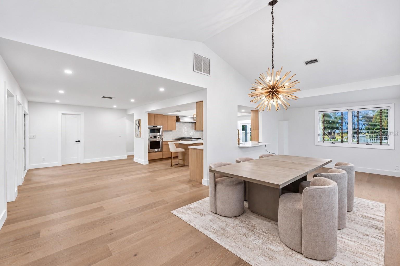 604 NORSOTA WAY — photo 42