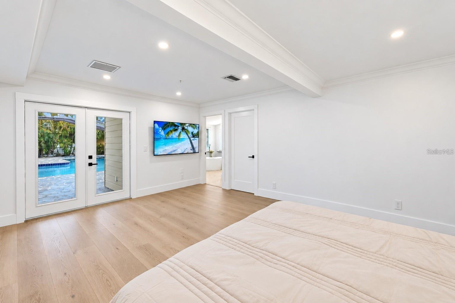 604 NORSOTA WAY — photo 38