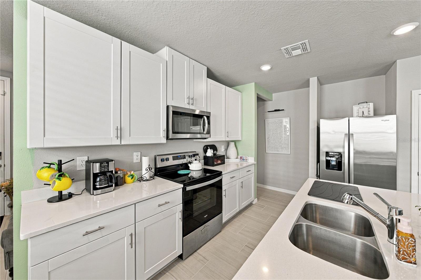 3621 RADIANT MOUNTAIN DR — photo 8
