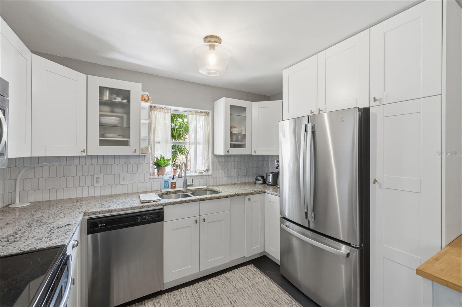 1423 E HENRY AVE — photo 14