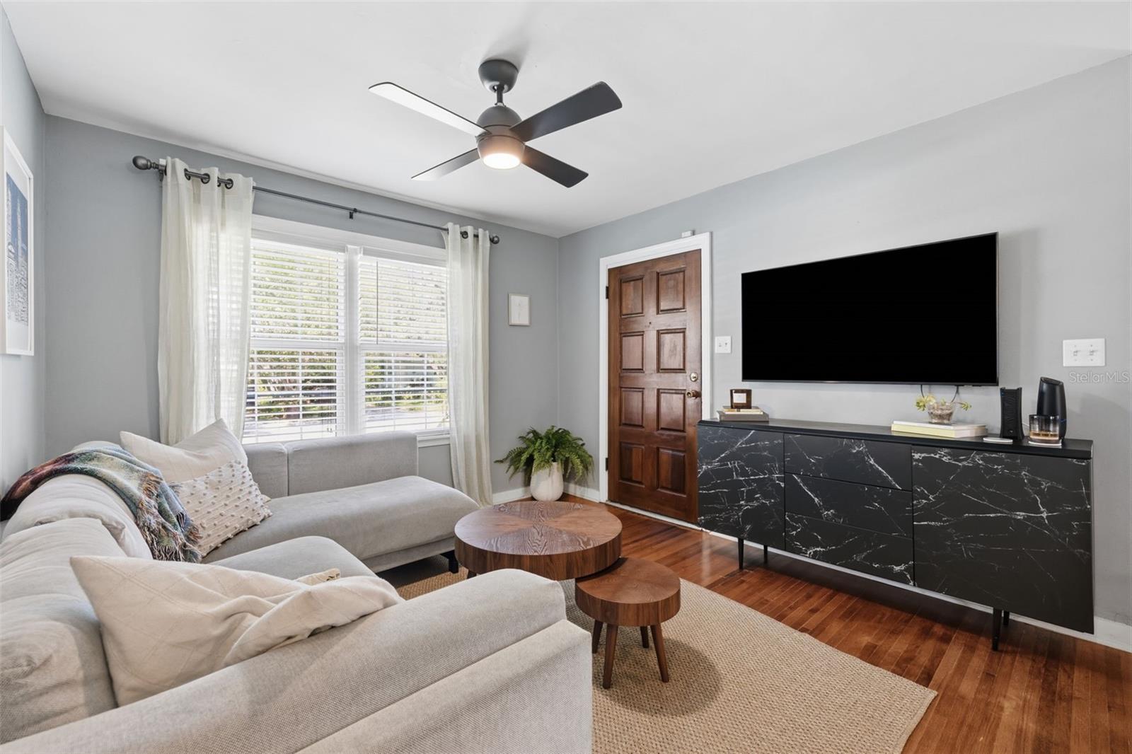 1423 E HENRY AVE — photo 11