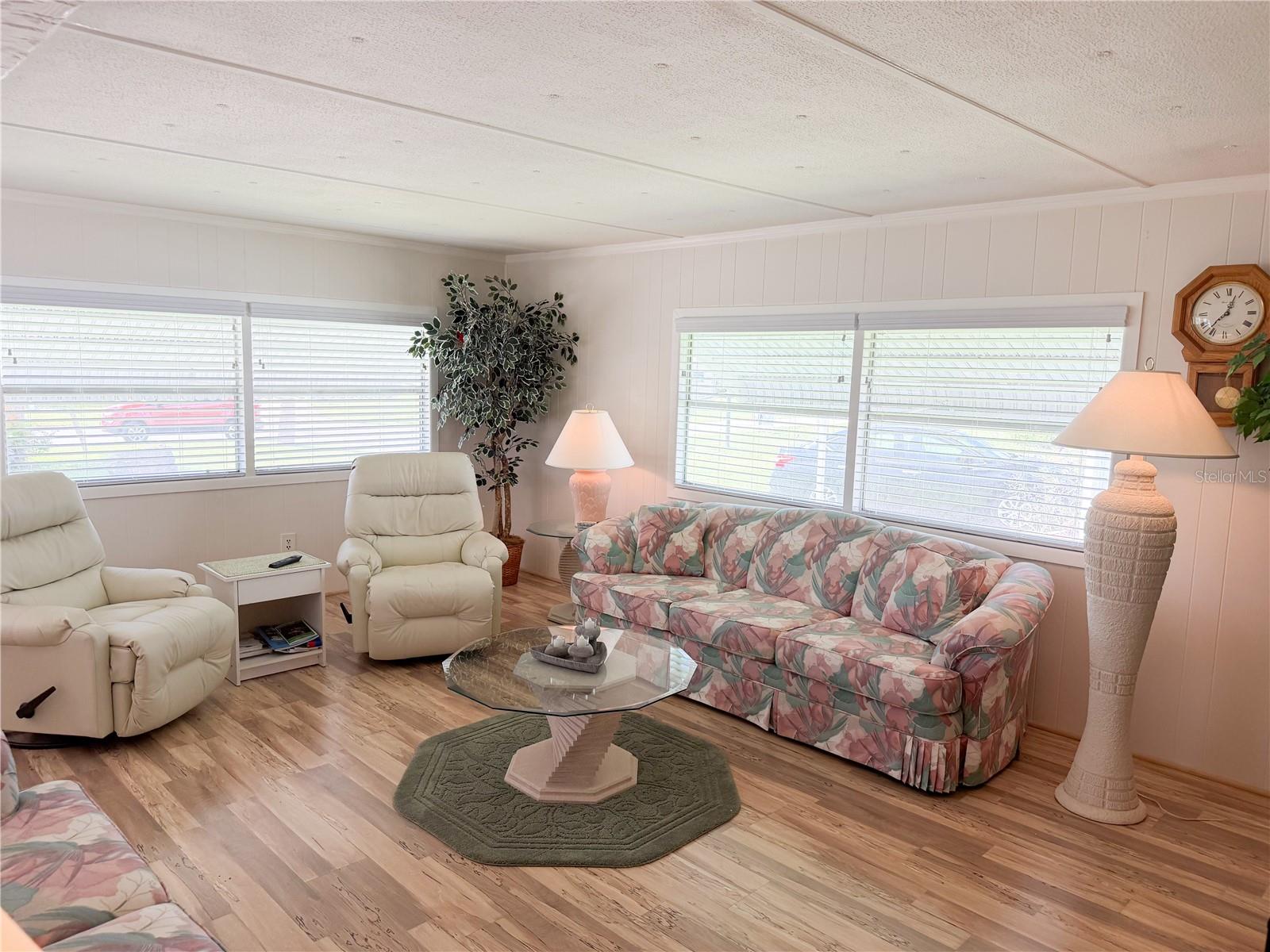 6708 NEIGHBORLY CT — photo 4