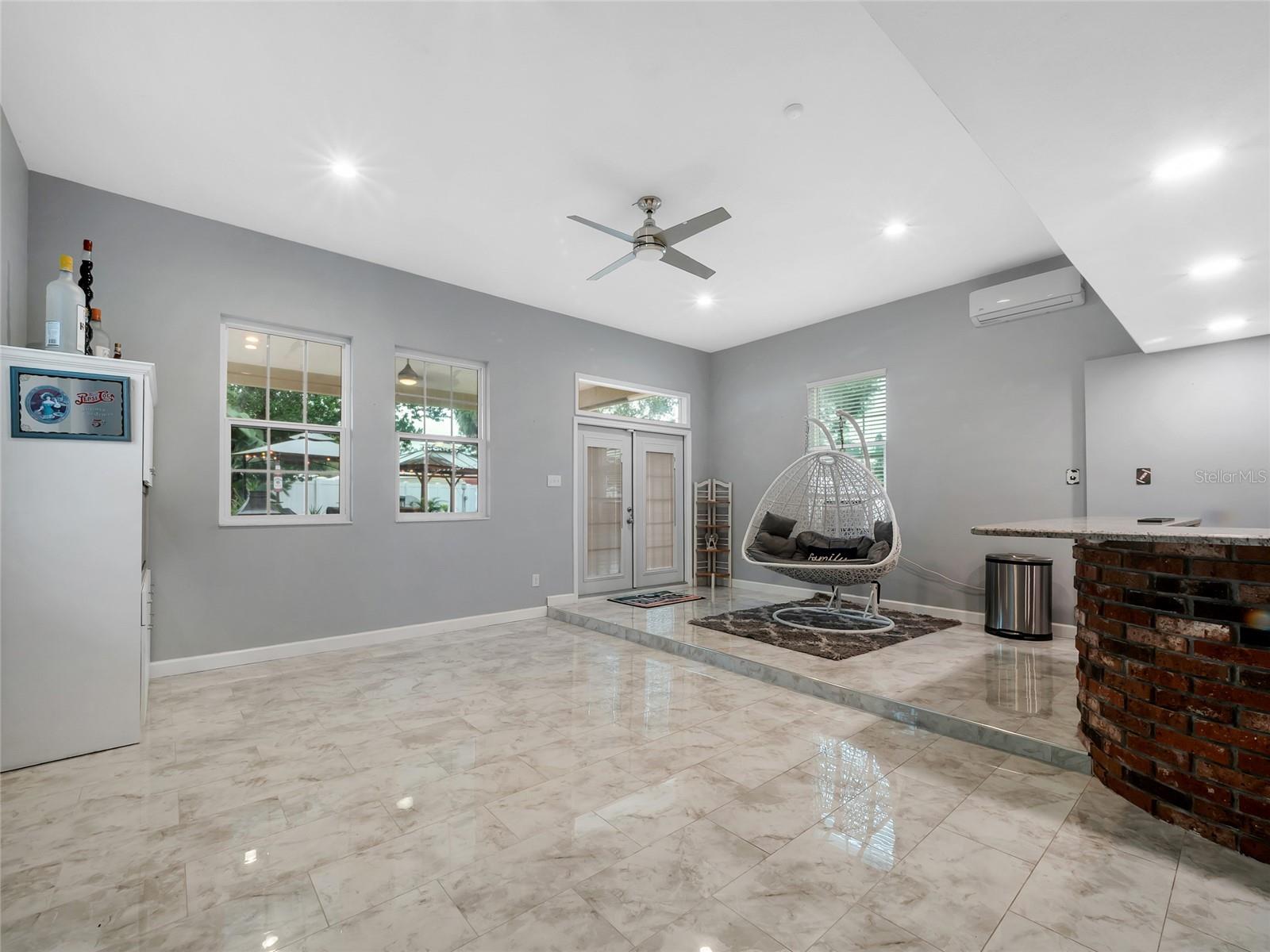 8344 FOUNTAIN AVE — photo 21