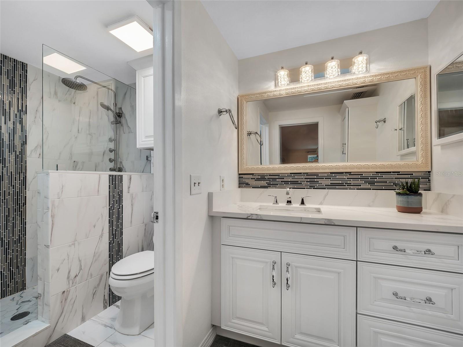 8344 FOUNTAIN AVE — photo 27