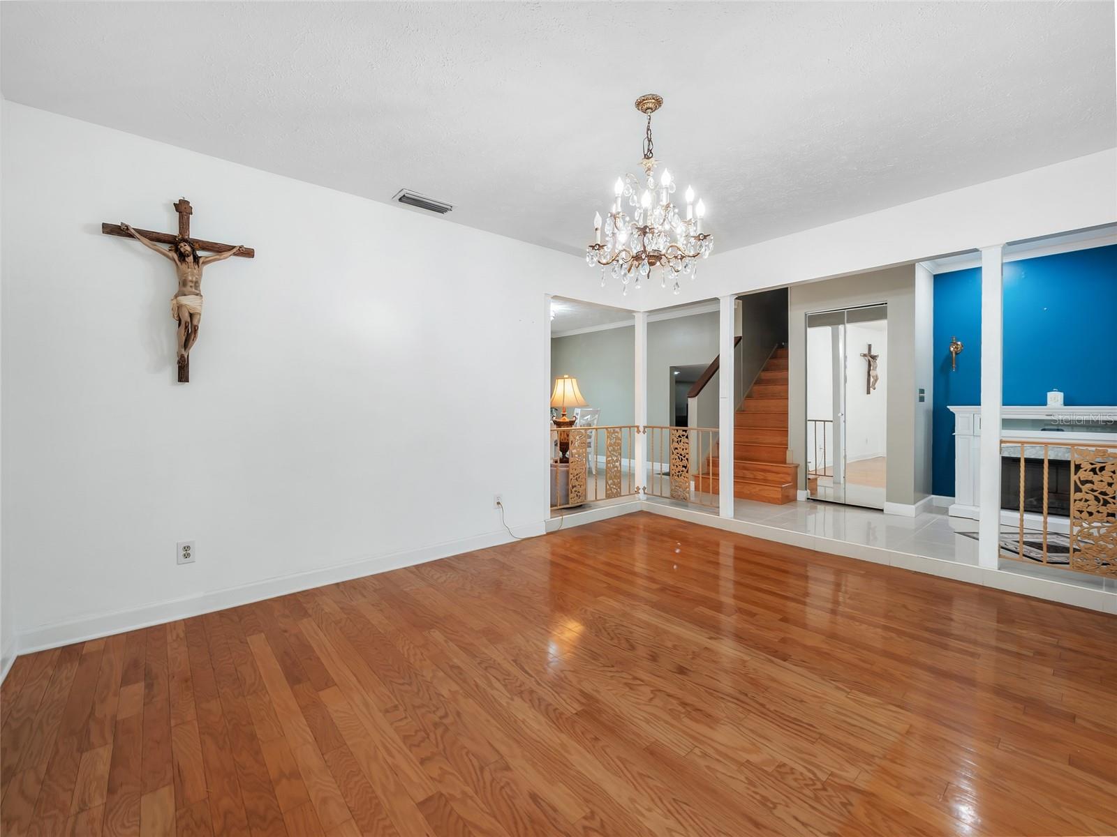 8344 FOUNTAIN AVE — photo 14