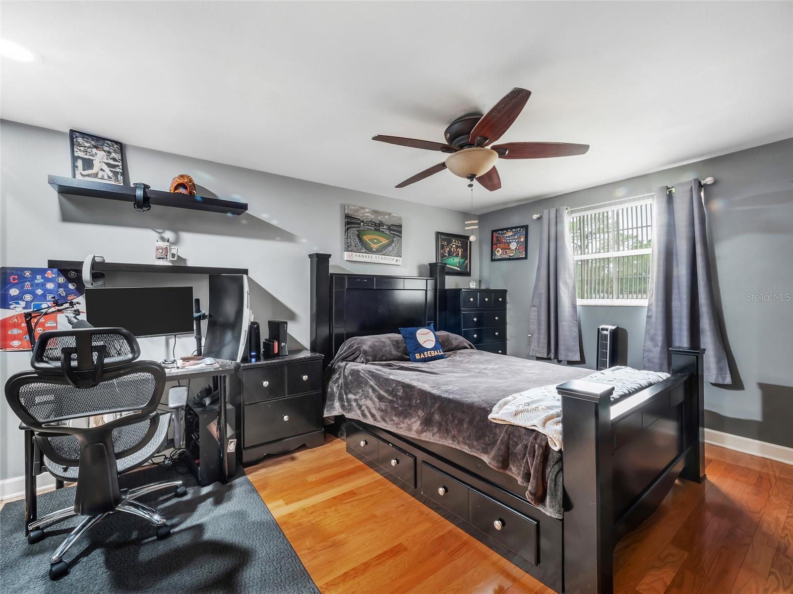 8344 FOUNTAIN AVE — photo 23