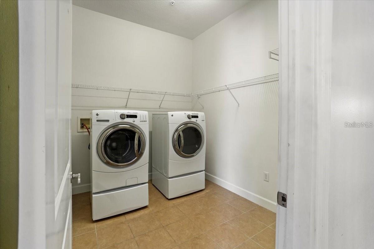 8406 COSTA BLANCA CT — photo 11