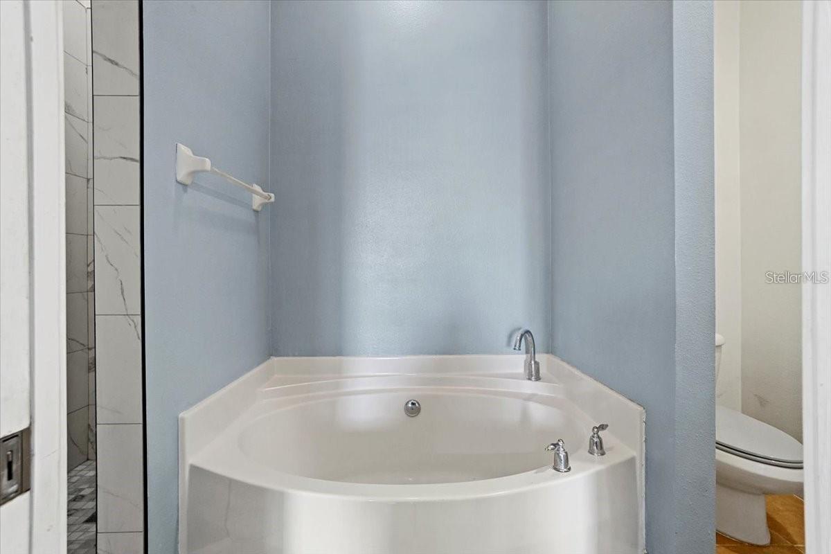 8406 COSTA BLANCA CT — photo 23