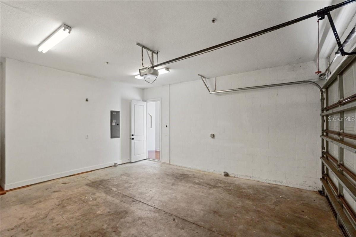 8406 COSTA BLANCA CT — photo 28