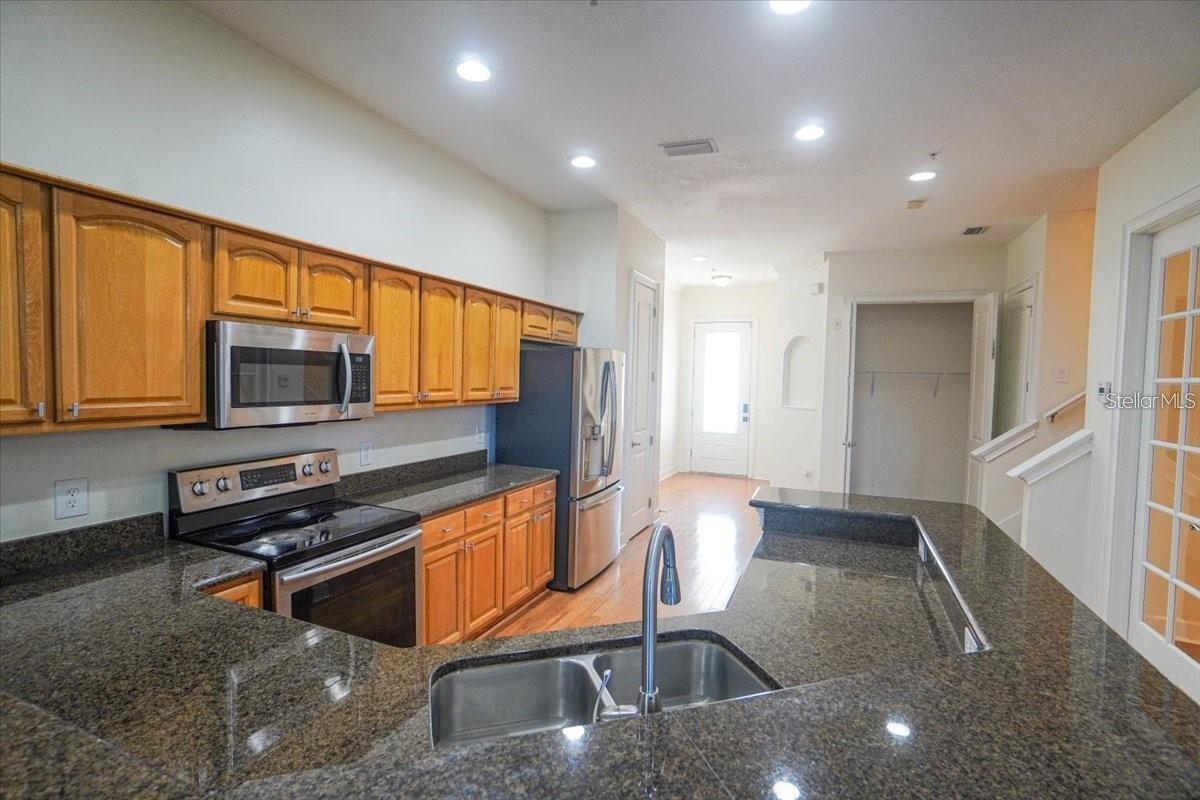 8406 COSTA BLANCA CT — photo 5