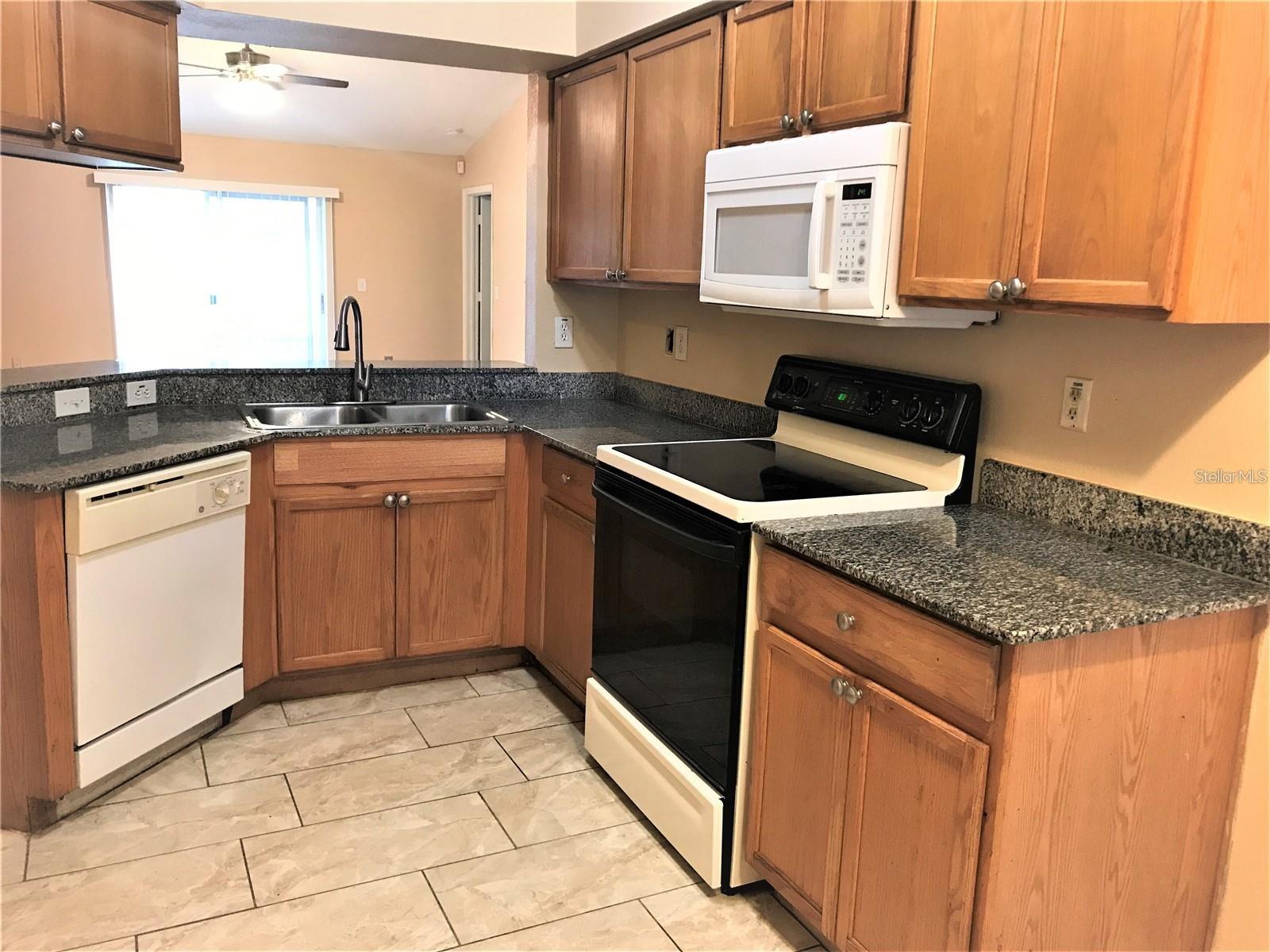 12005 BRIDGE POINT LN — photo 8