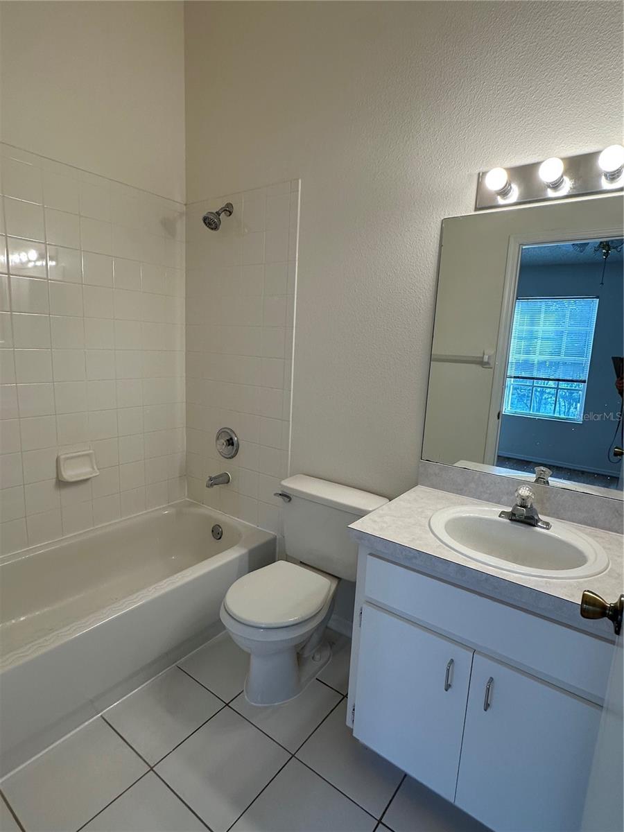 8627 HUNTERS KEY CIR — photo 12