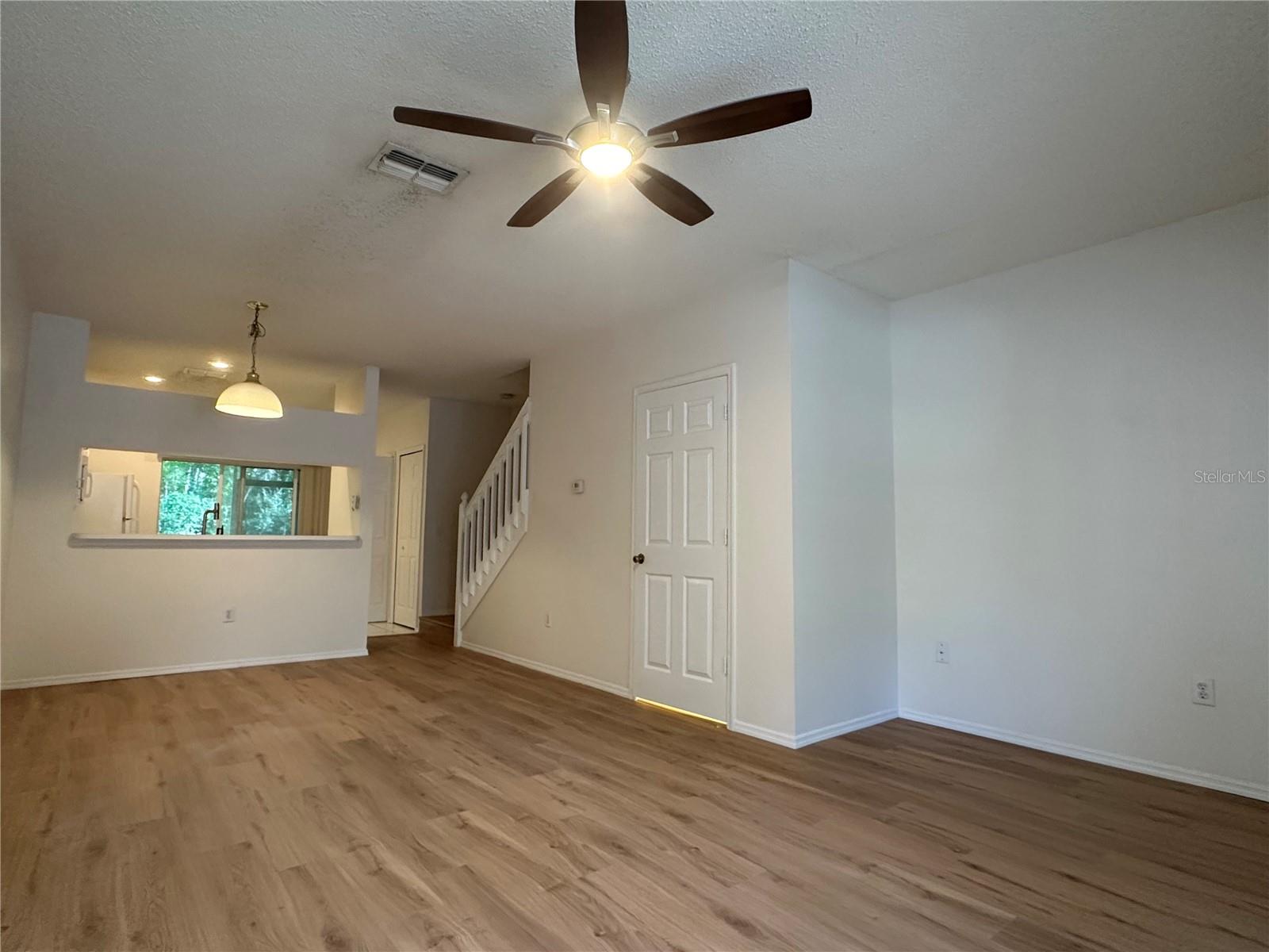 8627 HUNTERS KEY CIR — photo 3