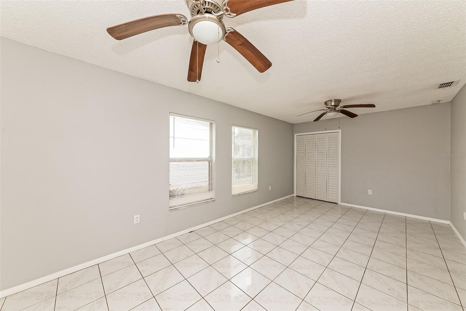 610 49TH ST E — photo 16