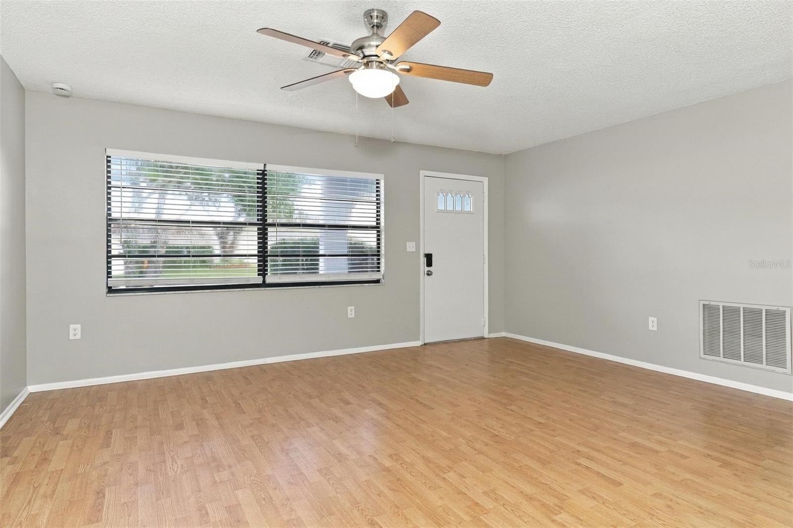 7752 ROYAL STEWART DR — photo 3