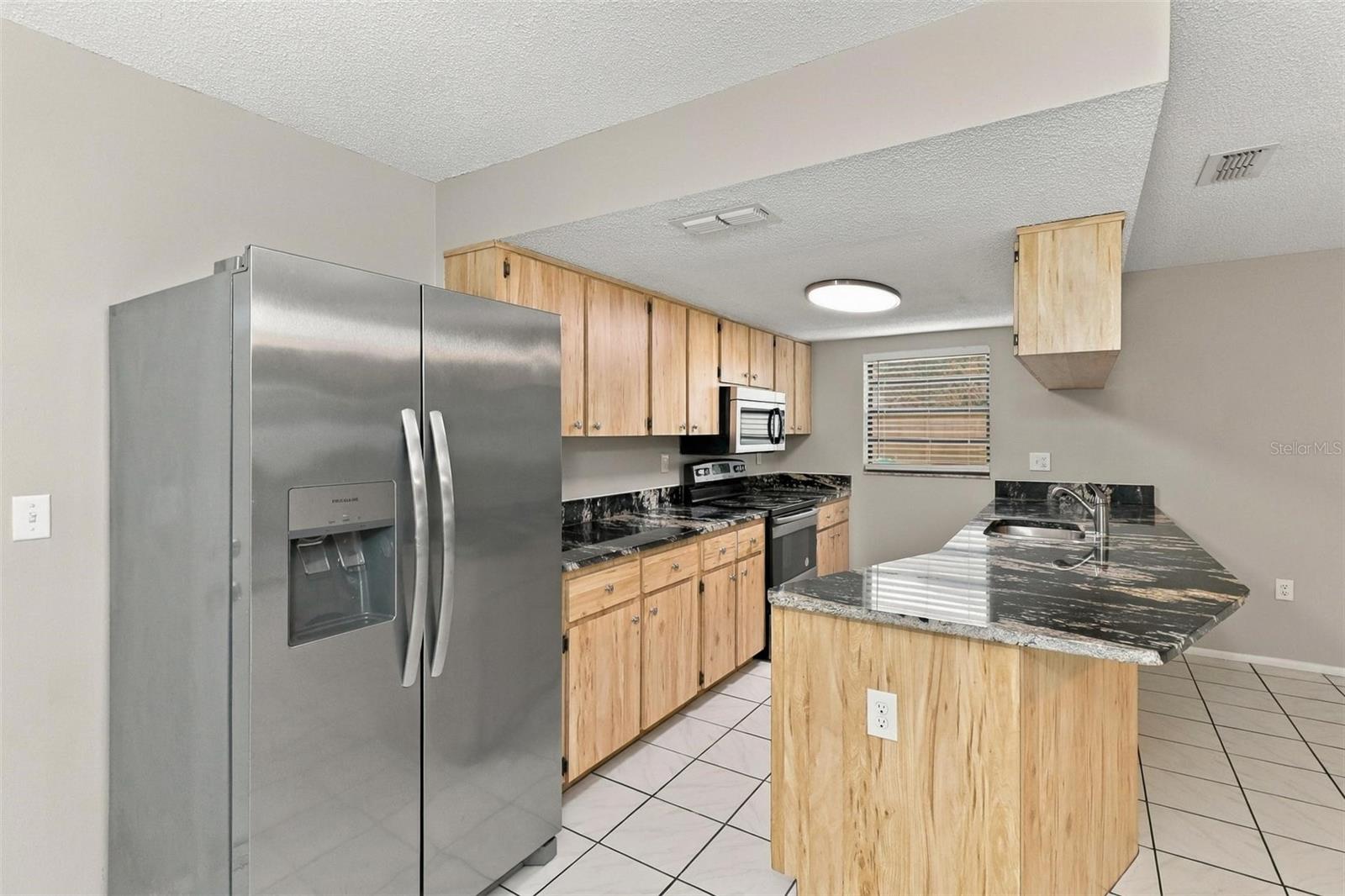 7752 ROYAL STEWART DR — photo 8