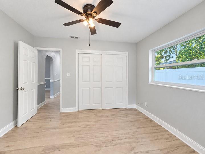 1112 W HIAWATHA ST — photo 19