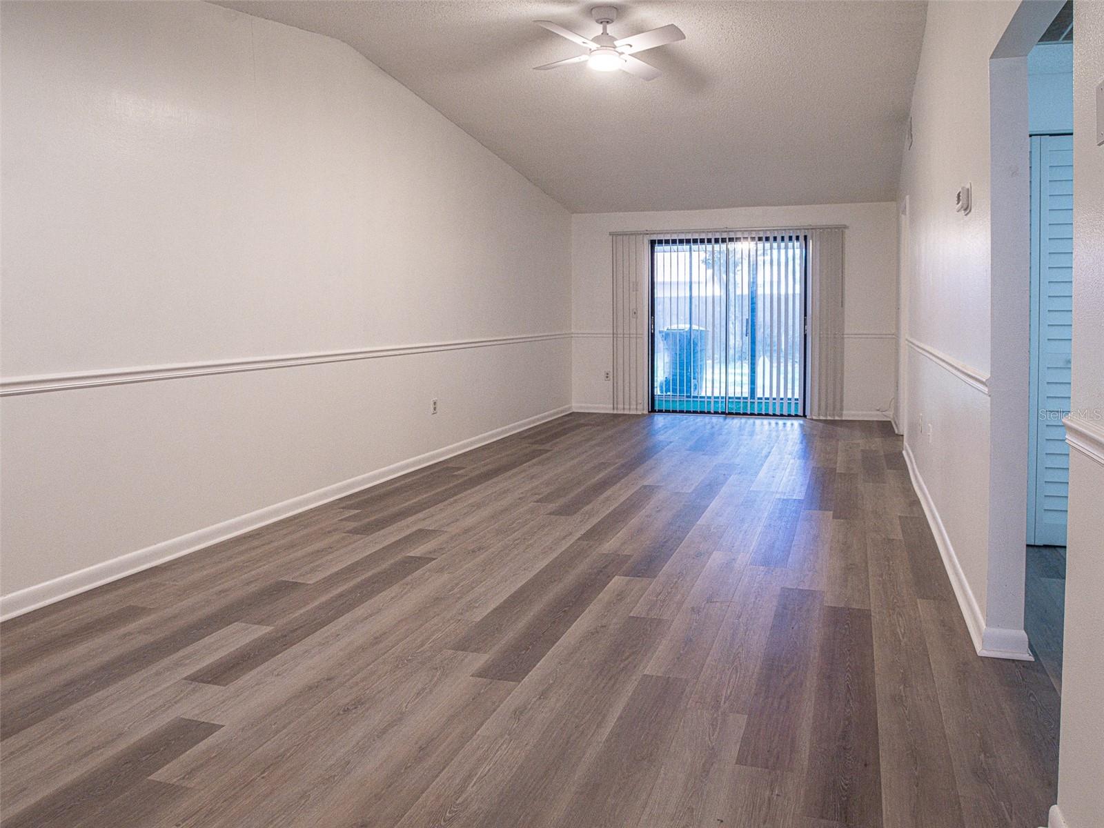 1934 PEPPERMILL DR #1934 — photo 4