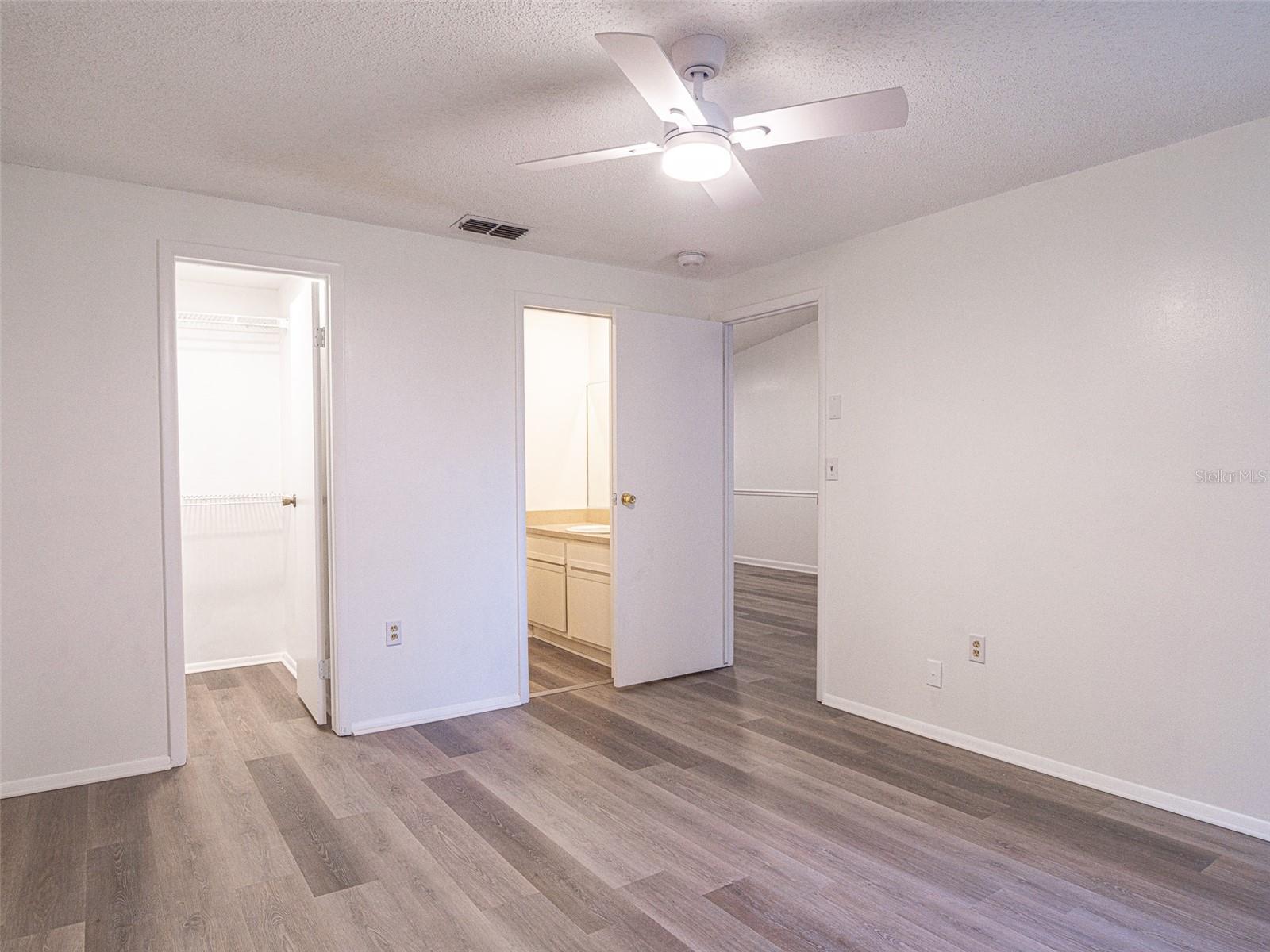 1934 PEPPERMILL DR #1934 — photo 15