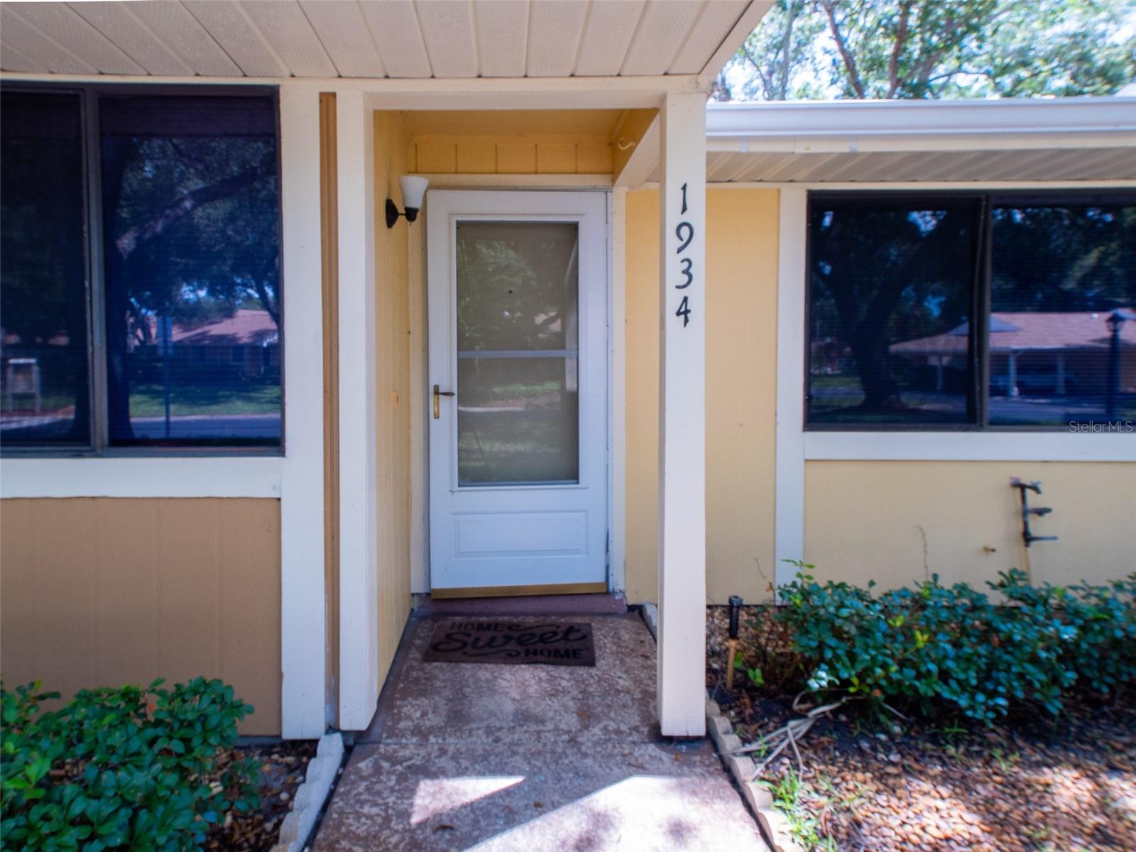 1934 PEPPERMILL DR #1934 — photo 2